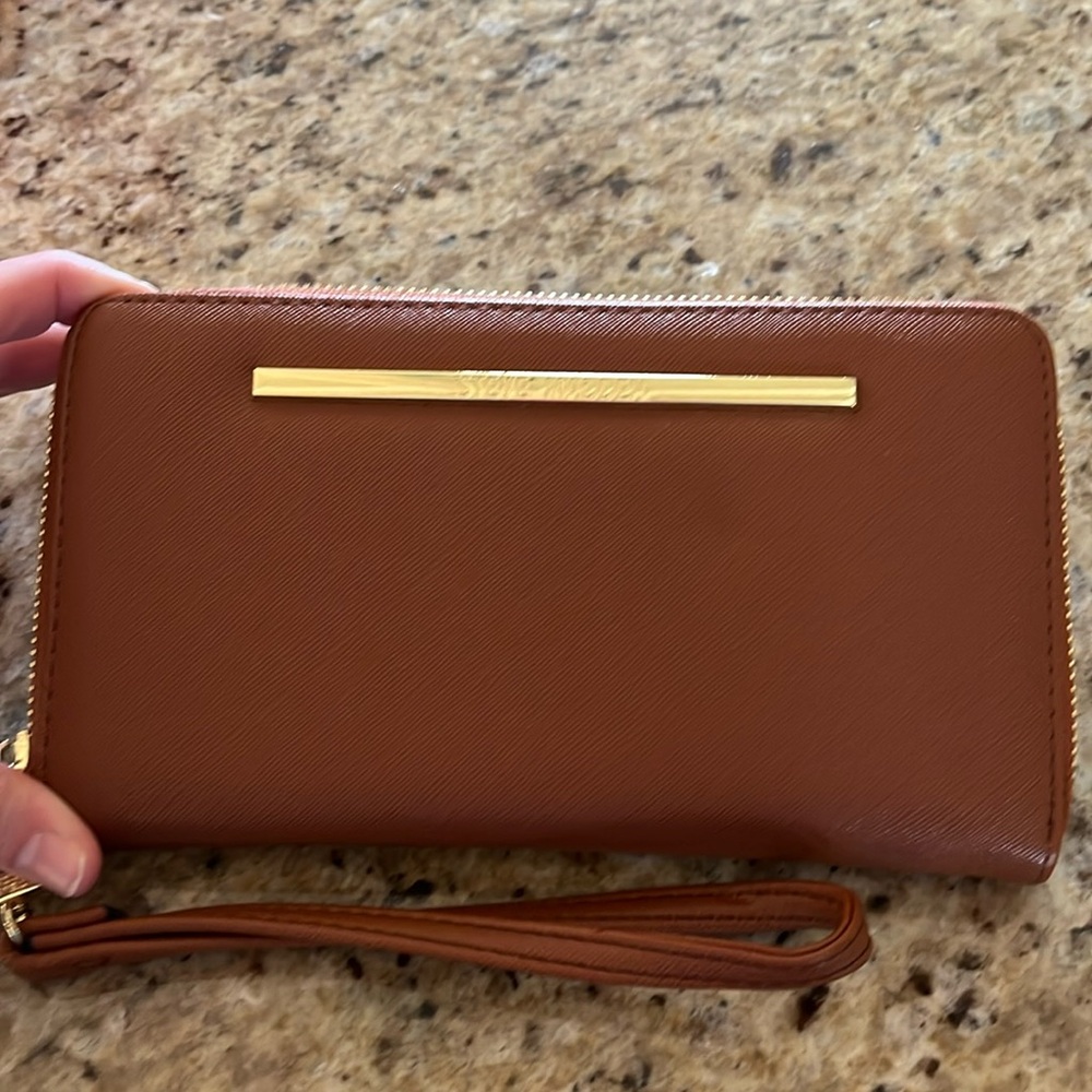 NWOT Steve Madden wristlet/wallet